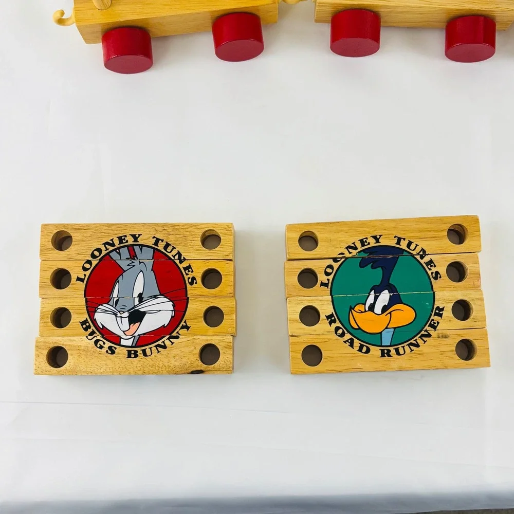 Vintage‎ 1992 Looney Tunes Wooden Puzzle Train Pull Toy Bugs Bunny Tweety Boxed
